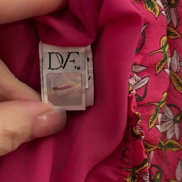 Diane Von Furstenberg Women's Kamber Red Silk Off-Shoulder Sheer Sleeves Top XS - Picture 6 of 8